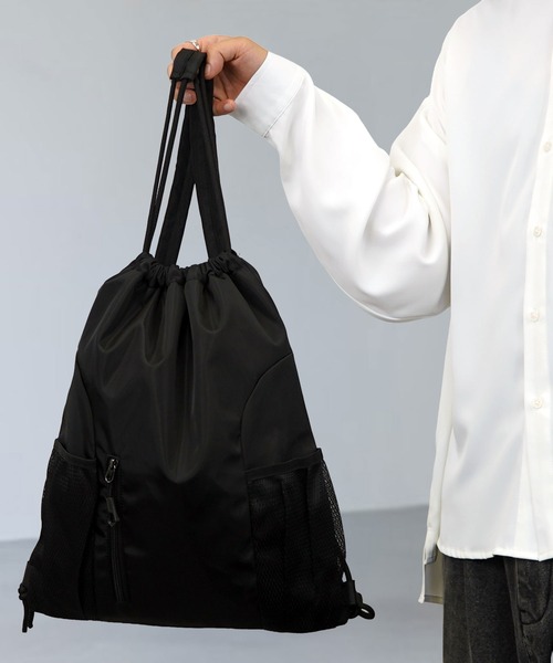 L'atelier（ラトリエ）の「巾着 ナップサック 軽量 撥水 ミニマリスト ミディアムサイズ バックパック リュック 韓国ファッション（バックパック/リュック・メンズ・ブラック系1/レッド系1/ネイビー系1/グレー系1・FREE）」の14枚目の写真