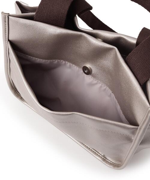 ITS'DEMO（イッツデモ）の「合皮サイドポケットミニトート（ハンドバッグ・レディース・ブロンズ/ブラック/ナチュラル・00）」の21枚目の写真