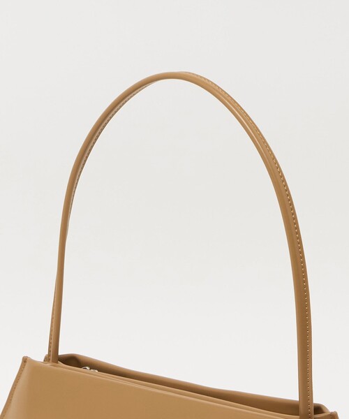 kakatoo(カカトゥ)の「<kakatoo>オーバル ショルダーバッグ(ショルダーバッグ・レディース・ブラウン系/ブラック/ライム・FREE)」の7枚目の写真