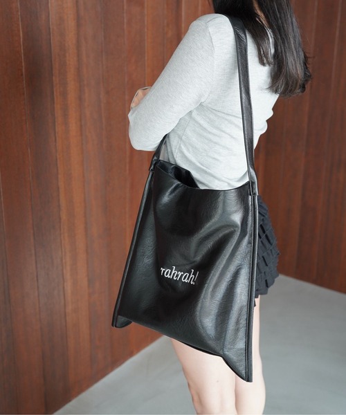 SANSeLF(サンセルフ)の「【SANSeLF】ニュアンスレザートートバッグ saa26s013(トートバッグ・レディース・ブラック/ピンク/ブラウン・FREE)」の1枚目の写真