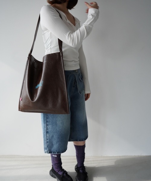 SANSeLF(サンセルフ)の「【SANSeLF】ニュアンスレザートートバッグ saa26s013(トートバッグ・レディース・ブラック/ピンク/ブラウン・FREE)」の10枚目の写真