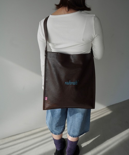 SANSeLF(サンセルフ)の「【SANSeLF】ニュアンスレザートートバッグ saa26s013(トートバッグ・レディース・ブラック/ピンク/ブラウン・FREE)」の13枚目の写真