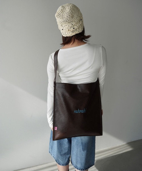 SANSeLF(サンセルフ)の「【SANSeLF】ニュアンスレザートートバッグ saa26s013(トートバッグ・レディース・ブラック/ピンク/ブラウン・FREE)」の14枚目の写真