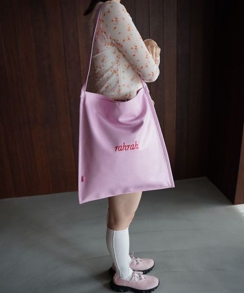 SANSeLF(サンセルフ)の「【SANSeLF】ニュアンスレザートートバッグ saa26s013(トートバッグ・レディース・ブラック/ピンク/ブラウン・FREE)」の18枚目の写真