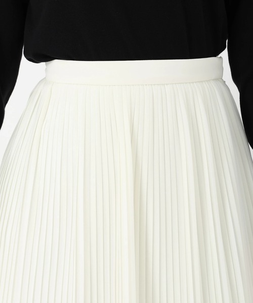 STRAWBERRY-FIELDS（ストロベリーフィールズ）の「ジョーゼット_プリーツティアードスカート（スカート・レディース・ホワイト×ブラック/ブラック・2）」の6枚目の写真