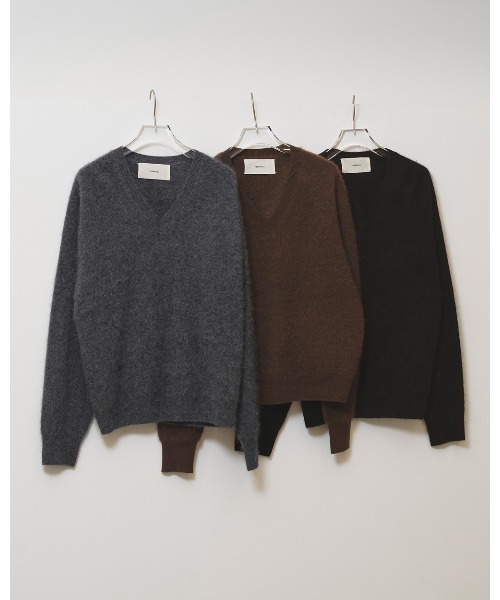 TODAYFUL（トゥデイフル）の「Woolcashmere Vneck Knit（ニット/セーター・レディース・ブラウン/チャコールグレー/ブラック・FREE）」の8枚目の写真