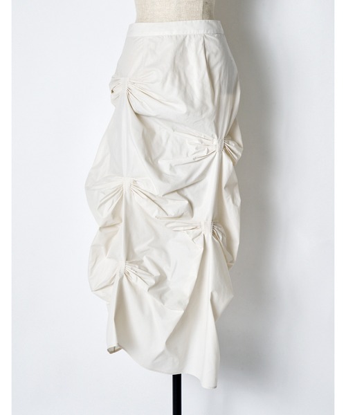 RUMCHE(ラムシェ)の「Bundled Tuck Skirt / バンドルタックスカート(スカート・レディース・アイボリー/ブラック/グレー・FREE)」の19枚目の写真