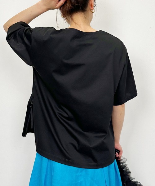 LUGIVA(ルギヴァ)の「サイドファスナーロゴプリントTシャツ(Tシャツ/カットソー・レディース・オフホワイト/ブラック/チャコールグレー・M)」の12枚目の写真