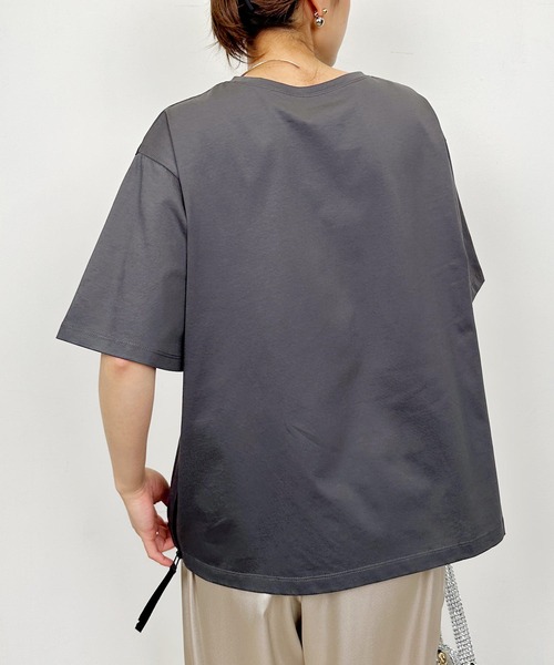 LUGIVA(ルギヴァ)の「サイドファスナーロゴプリントTシャツ(Tシャツ/カットソー・レディース・オフホワイト/ブラック/チャコールグレー・M)」の19枚目の写真