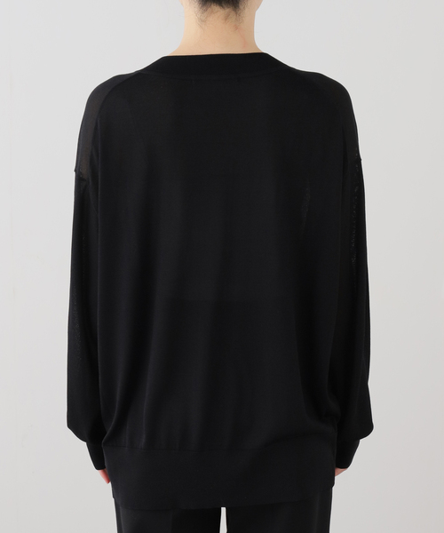 AP STUDIO（エーピーストゥディオ）の「ライトディープVネックニット（ニット/セーター・レディース・ブラック/キャメル・FREE）」の16枚目の写真