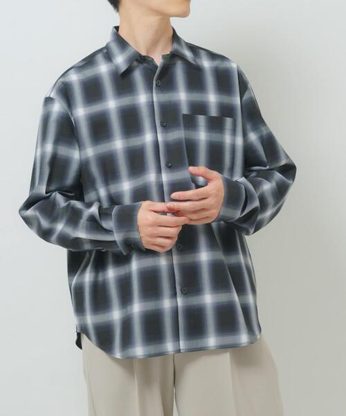 ITEMS URBANRESEARCH(アイテムズ アーバンリサーチ)の「オンブレチェックレギュラーカラーライトシャツ(シャツ/ブラウス・メンズ・ブラック/ブルー/ベージュ・MEDIUM/LARGE)」の11枚目の写真