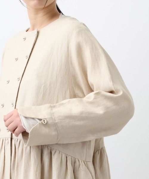 studio CLIP（スタディオクリップ）の「《natural by clip》リネンツイルワンピースコート（ノーカラーコート・レディース・ベージュ/チャコール・FREE）」の8枚目の写真