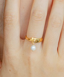 LAPUIS(ラピュイ)Pearl Hook ring