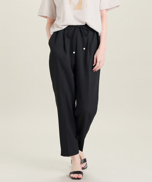 GLACIER lusso（グラシアルッソ）の「【美冷・接触冷感・イージーケア】イージーテーパードパンツ（スラックス・レディース・ブラック/グリーン/ネイビー/ベージュ・LL/S/M/L）」の2枚目の写真