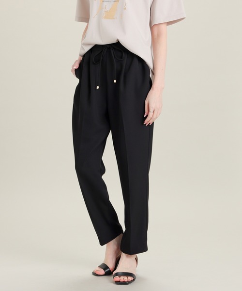 GLACIER lusso（グラシアルッソ）の「【美冷・接触冷感・イージーケア】イージーテーパードパンツ（スラックス・レディース・ブラック/グリーン/ネイビー/ベージュ・LL/S/M/L）」の9枚目の写真