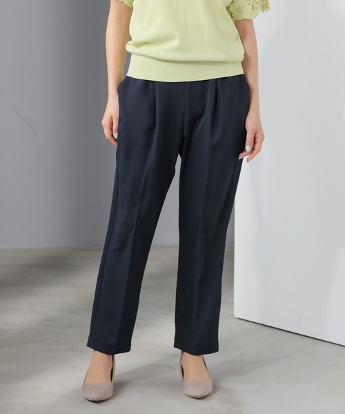 GLACIER lusso（グラシアルッソ）の「【美冷・接触冷感・イージーケア】イージーテーパードパンツ（スラックス・レディース・ブラック/グリーン/ネイビー/ベージュ・LL/S/M/L）」の14枚目の写真