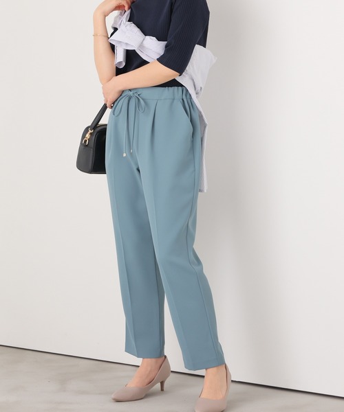 GLACIER lusso（グラシアルッソ）の「【美冷・接触冷感・イージーケア】イージーテーパードパンツ（スラックス・レディース・ブラック/グリーン/ネイビー/ベージュ・LL/S/M/L）」の19枚目の写真