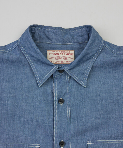 FILSON(フィルソン)の「FILSON/フィルソン 【Japan Exclusive】Chambray Work Shirt Indigo Produced by 金子恵治(シャツ/ブラウス・メンズ・ネイビー・X-LARGE/LARGE/MEDIUM)」の2枚目の写真