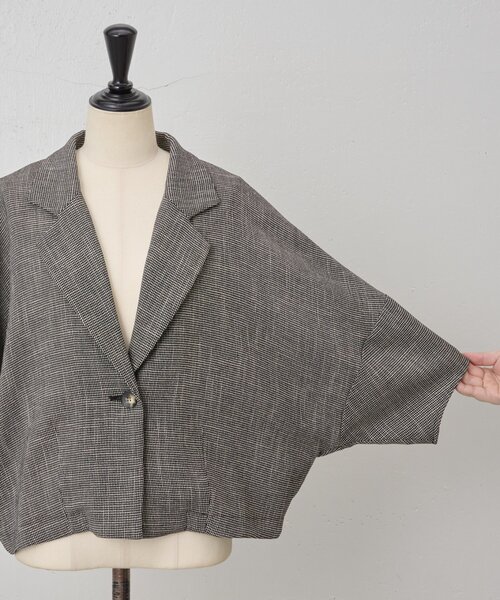 BEARDSLEY（ビアズリー）の「ハーフスリーブツイードジャケット（テーラードジャケット・レディース・ブラック/ベージュ・FREE）」の4枚目の写真