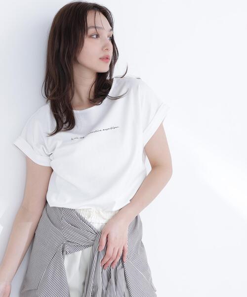NATURAL BEAUTY BASIC(ナチュラルビューティーベーシック)の「ロゴフレンチTシャツ(Tシャツ/カットソー・レディース・オフホワイト/ネイビー/ベージュ・FREE)」の20枚目の写真