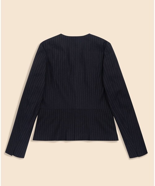 BROOKS BROTHERS(ブルックスブラザーズ)の「リネンブレンド ピンストライプ ノーカラージャケット(ノーカラージャケット・レディース・ネイビー・0/2/4/6)」の2枚目の写真