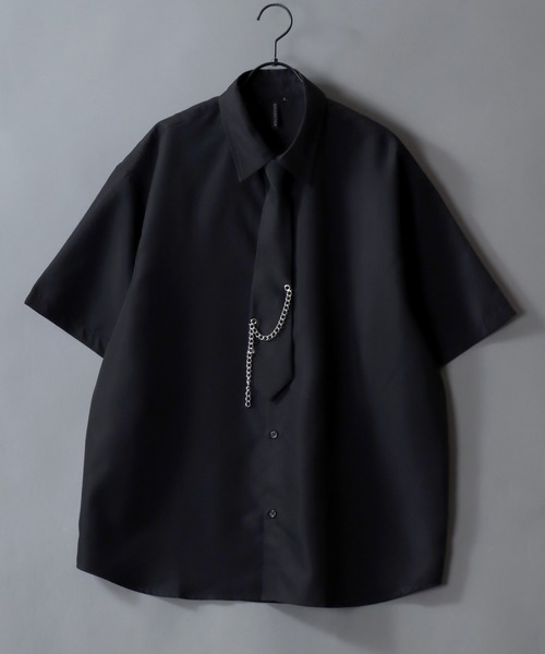 SITRY(シトリー)の「Dress Shirt with Tie/2WAY オーバーサイズ ネクタイ付き チェーン付き 半袖シャツ ドレスシャツ(シャツ/ブラウス・メンズ・ホワイト/ブラック・M/L)」の2枚目の写真