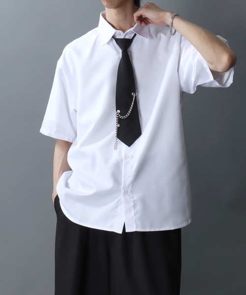 SITRY(シトリー)の「Dress Shirt with Tie/2WAY オーバーサイズ ネクタイ付き チェーン付き 半袖シャツ ドレスシャツ(シャツ/ブラウス・メンズ・ホワイト/ブラック・M/L)」の15枚目の写真