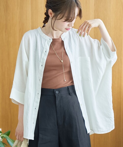 coen(コーエン)の「【接触冷感】リネンレーヨンドルマンバンドカラーシャツ(シャツ/ブラウス・レディース・ダークブラウン/オフホワイト/ロイヤルブルー/その他1・FREE)」の2枚目の写真