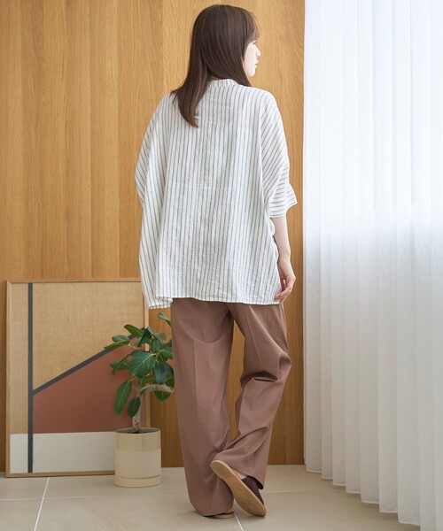 coen(コーエン)の「【接触冷感】リネンレーヨンドルマンバンドカラーシャツ(シャツ/ブラウス・レディース・ダークブラウン/オフホワイト/ロイヤルブルー/その他1・FREE)」の13枚目の写真