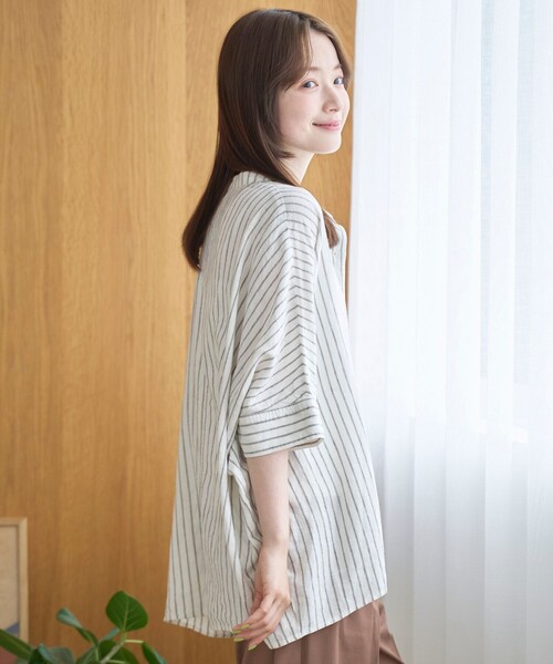 coen(コーエン)の「【接触冷感】リネンレーヨンドルマンバンドカラーシャツ(シャツ/ブラウス・レディース・ダークブラウン/オフホワイト/ロイヤルブルー/その他1・FREE)」の11枚目の写真