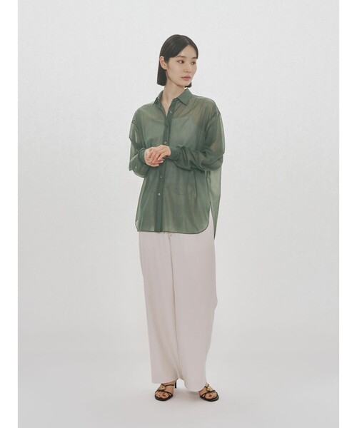 MIDIUMISOLID(ミディウミソリッド)の「MIDIUMISOLID for Ladies エッセンシャルジャージーシャツ(シャツ/ブラウス・レディース・アイボリー/カーキ/ライトブルー・FREE)」の12枚目の写真