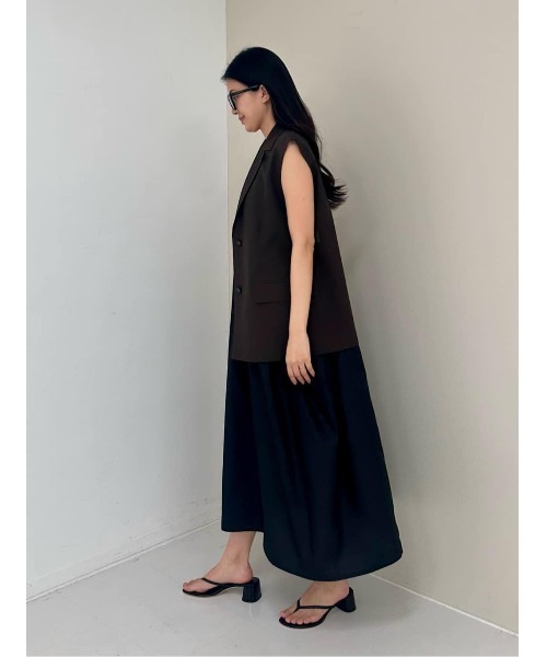 ESTNATION（エストネーション）の「ESTNATION / タイプライターギャザーワンピース《EXCLUSIVE》（ワンピース・レディース・ブラック/ブルー・FREE）」の7枚目の写真