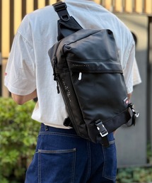 FIRE FIRST（ファイヤーファースト）の「[FIRE FIRST] ファイヤーファースト/ボディバッグ/ワンショルダー/コーティングポリ[簡易保冷・保温サイドポケット付]（ボディバッグ/ウエストポーチ）」