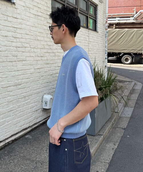 CIAOPANIC（チャオパニック）の「バーズアイサマーニットVネックベスト（ニット/セーター・レディース・イエロー/ネイビー/サックスブルー・LARGE/MEDIUM）」の11枚目の写真