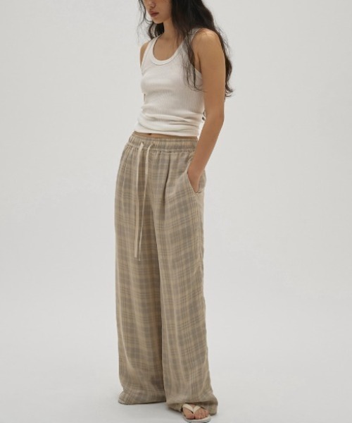 TODAYFUL（トゥデイフル）の「[TODAYFUL/トゥデイフル] シームレス リブタンクトップ（タンクトップ・レディース・チャコールグレー/ホワイト・F）」の3枚目の写真