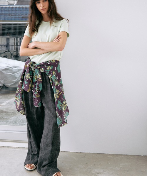 LE CIEL BLEU（ルシェルブルー）の「トロピカルプリントシアーシャツ / Tropical Print Sheer Shirt（シャツ/ブラウス・レディース・ライトブルー/ボルドー・36）」の19枚目の写真