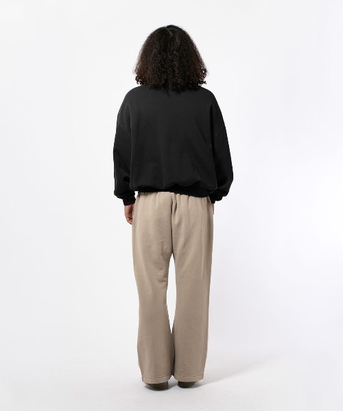 FOG ESSENTIALS(エフオージーエッセンシャルズ)の「ESSENTIALS TRAINING 90S CREWNECK SWEATWSHIRT エッセンシャルズ トレーニングナインティーズクルーネックスウェットWSシャツ(スウェット・メンズ・ブラック・MEDIUM/LARGE)」の4枚目の写真