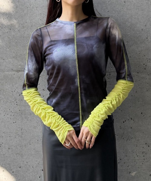 CIEL'AIR(シエルエアー)の「CONTRAST CUFF PRINTED TULLE TOP(コントラストカフスプリントチュールトップス)(Tシャツ/カットソー・レディース・ブラック/モカ・FREE)」の21枚目の写真