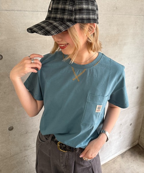 DOUBLE NAME(ダブルネーム)の「Mending BACKモチーフTEE(Tシャツ/カットソー・レディース・レッド/ブルー/オフホワイト・FREE)」の17枚目の写真