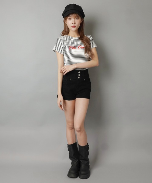 SPINNS(スピンズ)の「デニムショートパンツ/3ボタン(デニムパンツ・レディース・ブラック・S/M)」の8枚目の写真