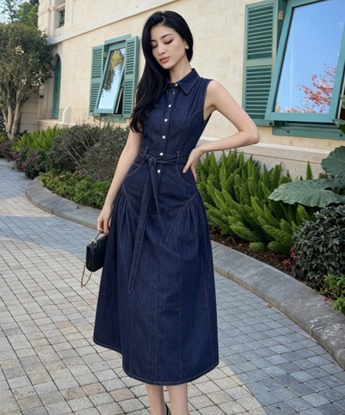 FAVORITO(ファヴォリート)の「ノースリーブ デニムワンピース(ワンピース・レディース・ダークブルー・S/M/L/XL)」の2枚目の写真