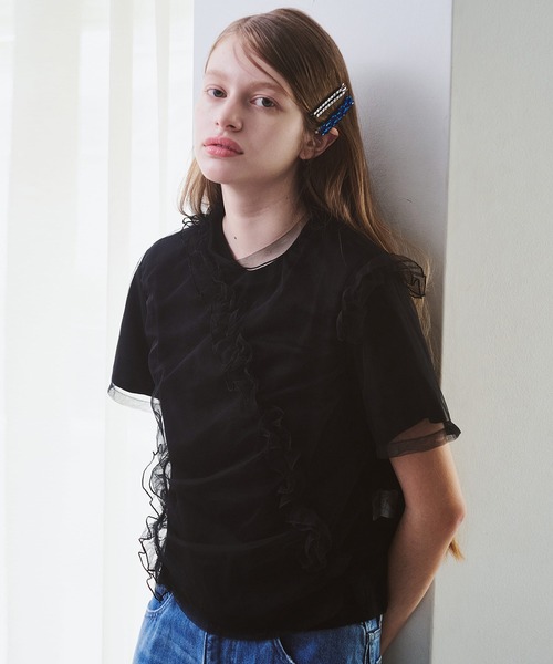 LE CIEL BLEU(ルシェルブルー)の「チュールラッフルディテールTシャツ / Tulle Ruffle Detail T-Shirt(Tシャツ/カットソー・レディース・ブラック/オフホワイト・36)」の2枚目の写真