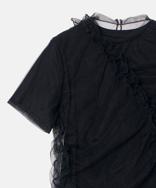 LE CIEL BLEU(ルシェルブルー)の「チュールラッフルディテールTシャツ / Tulle Ruffle Detail T-Shirt(Tシャツ/カットソー・レディース・ブラック/オフホワイト・36)」の6枚目の写真