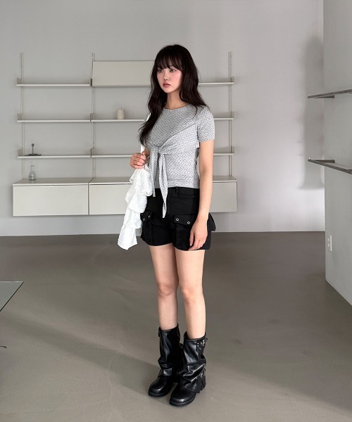 4INT.(フォイント)の「フロントリボン ドット 半袖 Tシャツ(Tシャツ/カットソー・レディース・グレー/ホワイト/ブラック・FREE)」の13枚目の写真