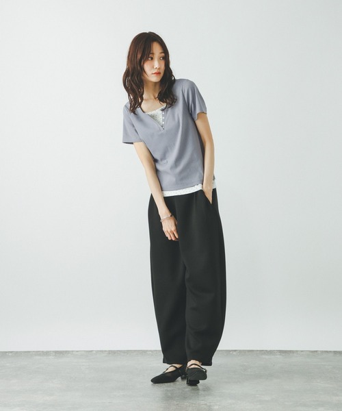 GLOBAL WORK(グローバルワーク)の「フェイクレイヤードヘンリープルオーバー/802017(Tシャツ/カットソー・レディース・チャコールグレー/サックスブルー系3/アイボリー・MEDIUM/LARGE)」の13枚目の写真