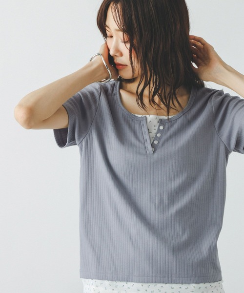 GLOBAL WORK(グローバルワーク)の「フェイクレイヤードヘンリープルオーバー/802017(Tシャツ/カットソー・レディース・チャコールグレー/サックスブルー系3/アイボリー・MEDIUM/LARGE)」の16枚目の写真