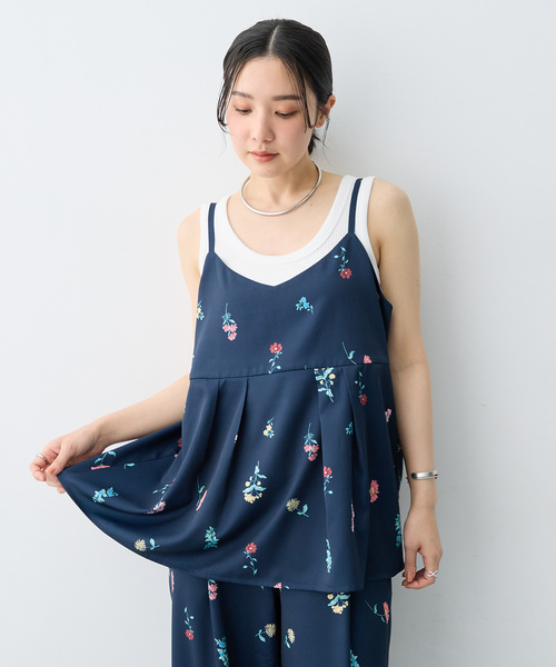 anyfee(エニフィー)の「【anyfee/大きいサイズ】ニュアンスフラワーキャミビスチェ/花柄プリント《SET UP対応》(シャツ/ブラウス・レディース・アイボリー/ネイビー・LL/3L/4L/5L)」の10枚目の写真