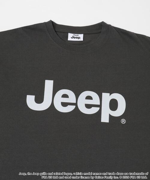 URBAN RESEARCH Sonny Label（アーバンリサーチサニーレーベル）の「JEEP ロゴショートスリーブTシャツ（Tシャツ/カットソー・メンズ・オフホワイト/チャコールグレー/レッド・LARGE/MEDIUM）」の5枚目の写真