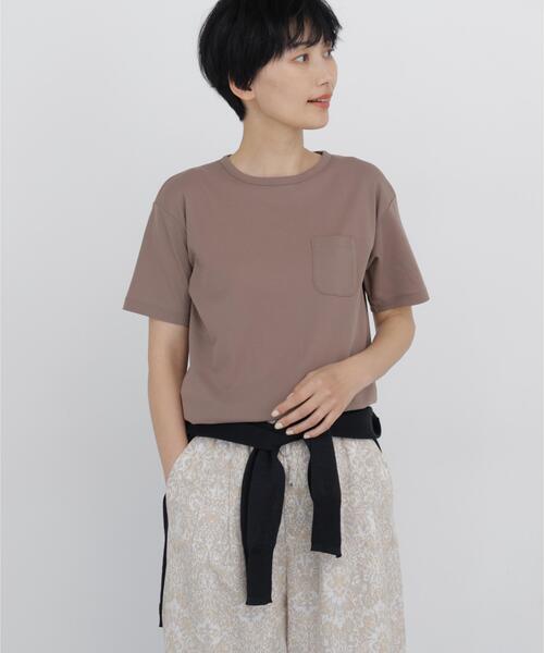 human woman(ヒューマンウーマン)の「◆【吸水速乾】コンパクトポケットTシャツ(Tシャツ/カットソー・レディース・ブラウン系その他/ベージュ/ブラック・MEDIUM)」の1枚目の写真