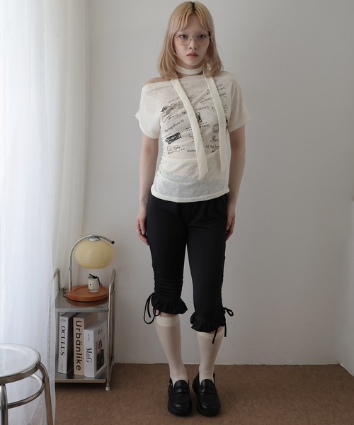 Ulysses(ユリシス)の「チョーカー付きオフショルロゴトップス(Tシャツ/カットソー・レディース・ホワイト/キャメル/グリーン・F)」の4枚目の写真